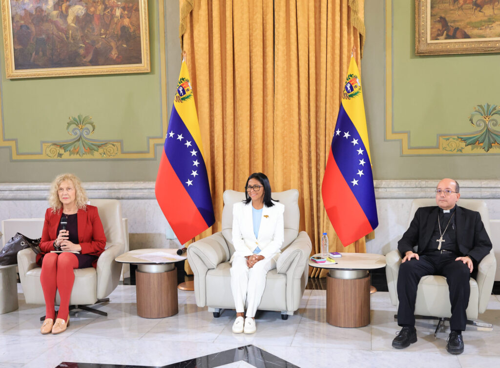 Venezuelan acting president Delcy Rodriguez during a meeting with the Interreligious Forum of Venezuela at Miraflores Palace, Caracas, on Tuesday, April 7, 2026. Photo: Venezuelan Presidential Office.