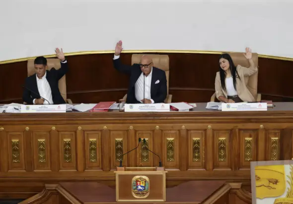 Voting process in the Venezuelan National Assembly for the selection of new attorney general and ombudsperson on Thursday, April 9, 2026. Photo: EFE.