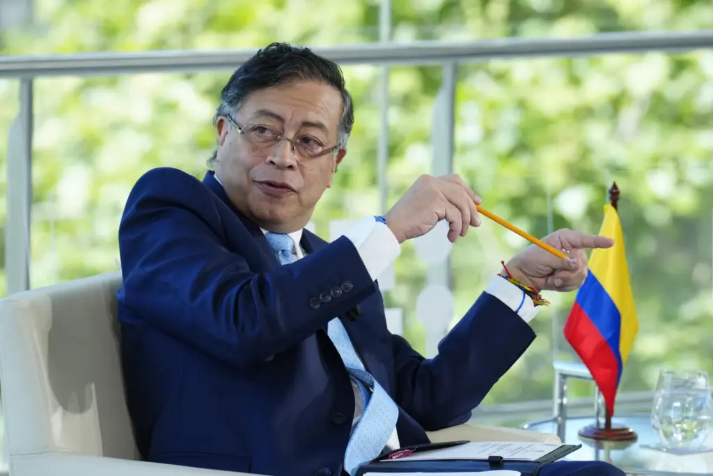 Colombian president Gustavo Petro during the program "Breakfast with RTVE and EFE News Agency" in Barcelona, Spain, on 17 April 2026. Photo: Alejandro García/EFE.