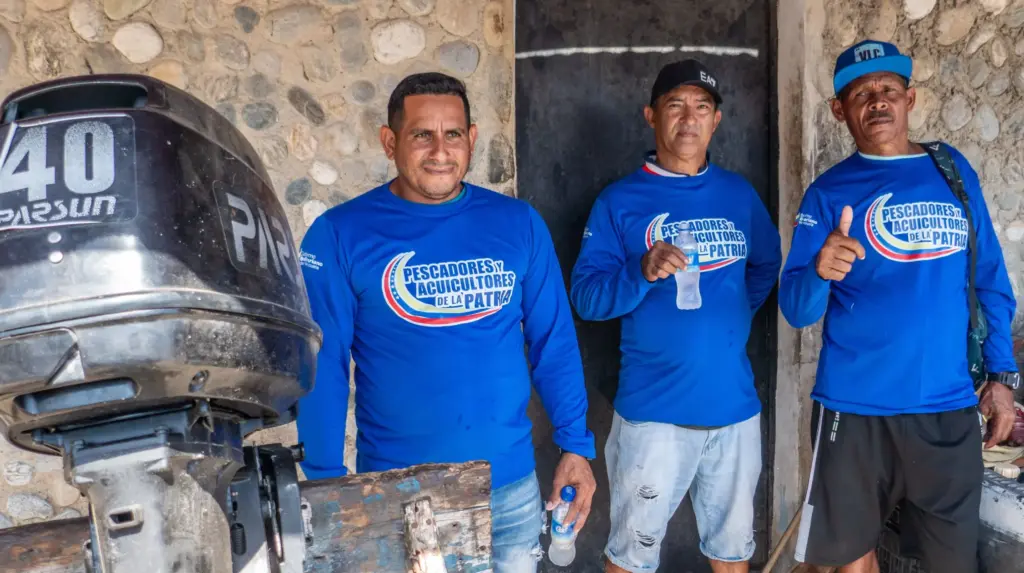 Fishermen belonging to the Artisanal Fisher Collective in La Guaira, Venezuela. Photo: Roger D. Harris.