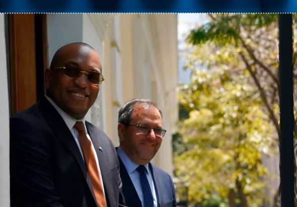 Venezuelan Foreign Minister Yvan Gil (right) and his Surinamese counterpart, Melvin Bouva (left), on a balcony at the Yellow House, headquarters of Venezuela's Ministry for Foreign Affairs, in Caracas on Friday, May 15, 2026. Photo: IG/@yvan.gilpinto.