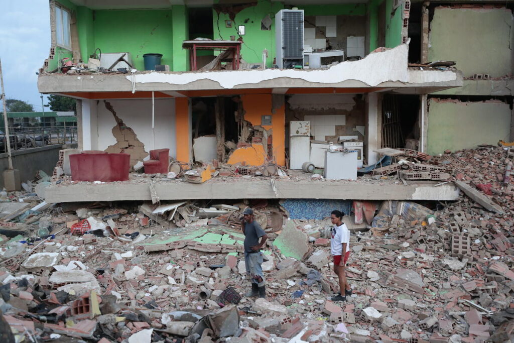 POWERFUL EARTHQUAKE STRIKES VENEZUELA