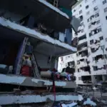 Buildings damaged by the earthquakes in the coastal state of La Guaira, Venezuela. Photo: EFE.