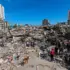 Rescue team over a collapsed building in La Guaira state, Venezuela. Photo: RTVE.