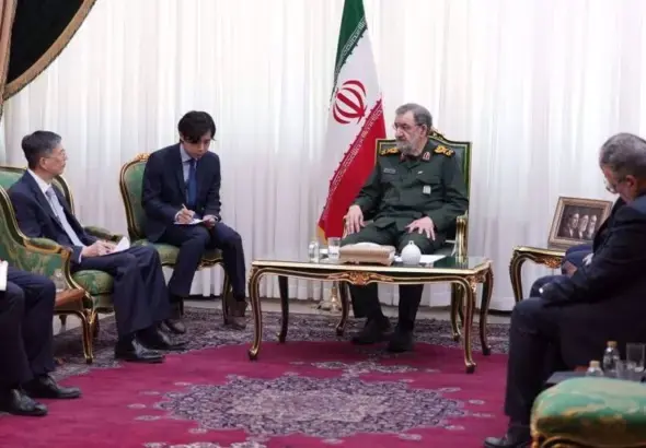 Mohsen Rezaei (center), the newly appointed head of Iran’s Supreme National Security Council, meets with Chinese Ambassador to Tehran Zong Piyu (second from left) on August 11, 2026. Photo: PressTV.