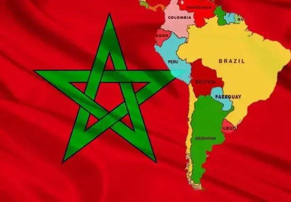 The image shows the flag of Morocco alongside a map of South America, symbolizing Morocco’s relationship and ties with the Latin American region. Photo: Internationalist 360°.