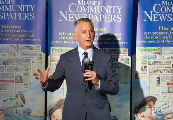 Florida Democratic Governor candidate David Jolly speaks during an event in Miami on Thursday, August 20, 2026. Photo: Alberto Boal/EFE.