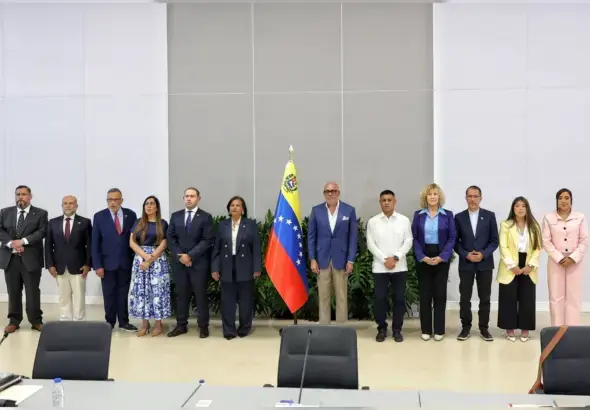The delegations representing the Venezuelan government and opposition for the current political dialogue. The initial meeting took place on August 6, 2026, at the La Carlota Air Base in Caracas, Venezuela.  Photo:  X/@jorgepsuv.