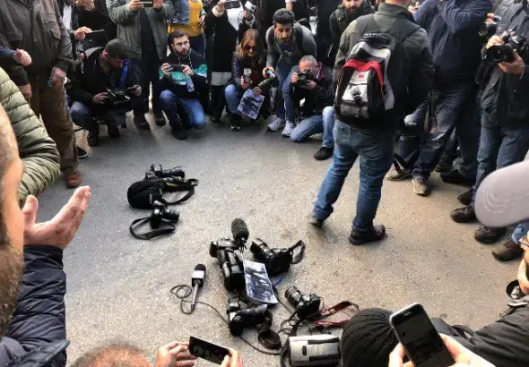 A sit-in against violations against journalists (2020). Photo: Masar Badil/File photo.