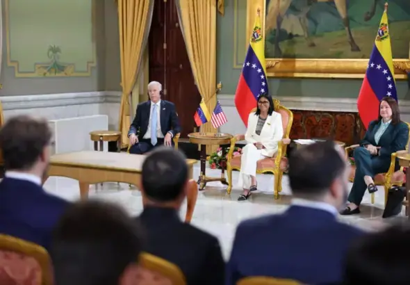 Acting President of Venezuela Delcy Rodríguez and US imperial secretary of energy, Chris Wright, during a signing ceremony for mutual energy agreements at Miraflores Palace on Wednesday, September 2, 2026. Photo: Venezuelan Presidential Press.