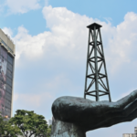 La Mano Mineral (The Mineral Hand), a prominent monument located outside the headquarters of the state-owned oil company PDVSA in Caracas. Photo: Federico Parra/AFP.